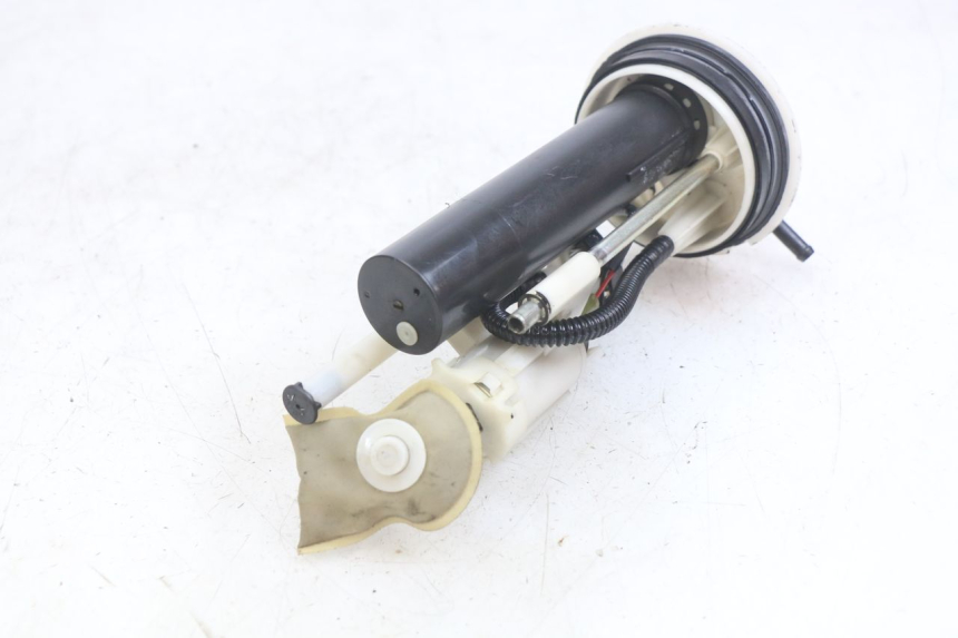 photo de POMPA CARBURANTE YAMAHA X-MAX XMAX 250 (2006 - 2009)