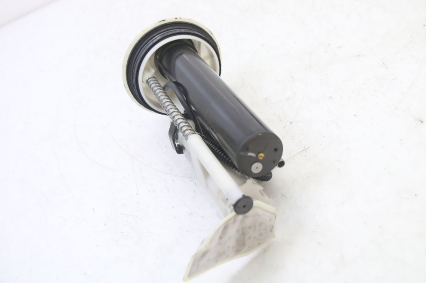 photo de POMPA CARBURANTE YAMAHA X-MAX XMAX 125 (2010 - 2014)