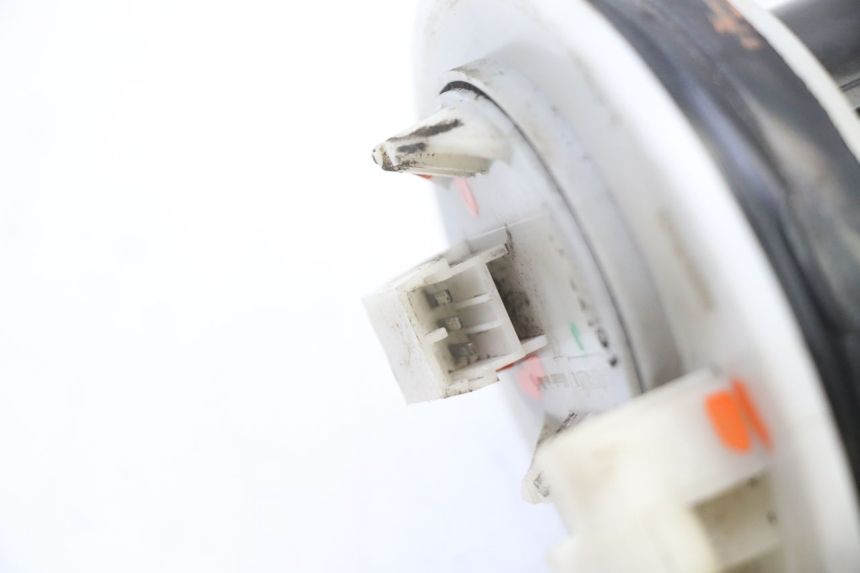 photo de POMPA DEL CARBURANTE YAMAHA XMAX X-MAX 125 (2006 - 2009)