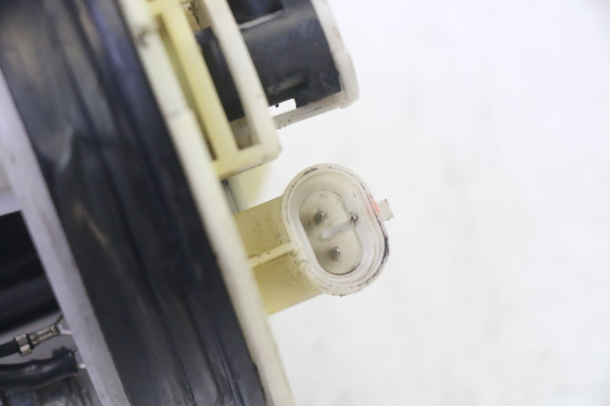 photo de POMPA CARBURANTE YAMAHA X-MAX XMAX 250 (2006 - 2009)