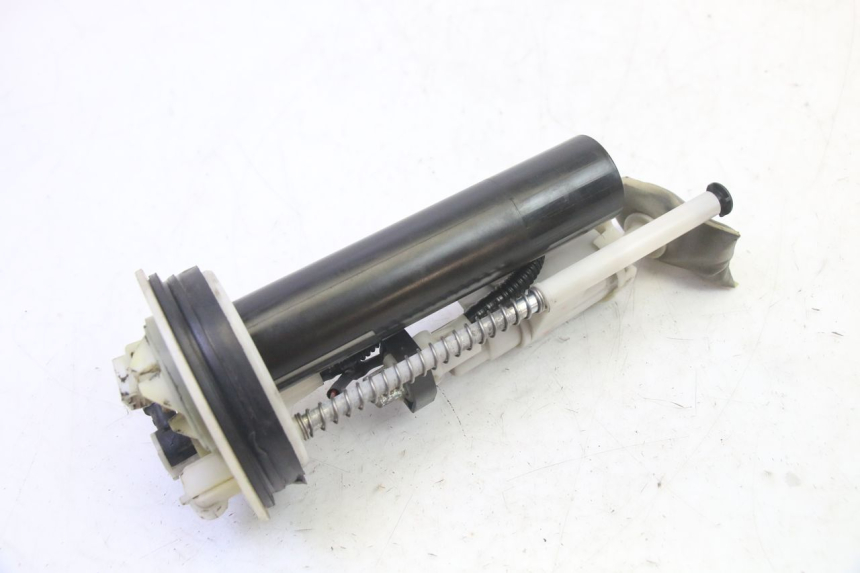 photo de POMPA CARBURANTE YAMAHA X-MAX XMAX 250 (2006 - 2009)
