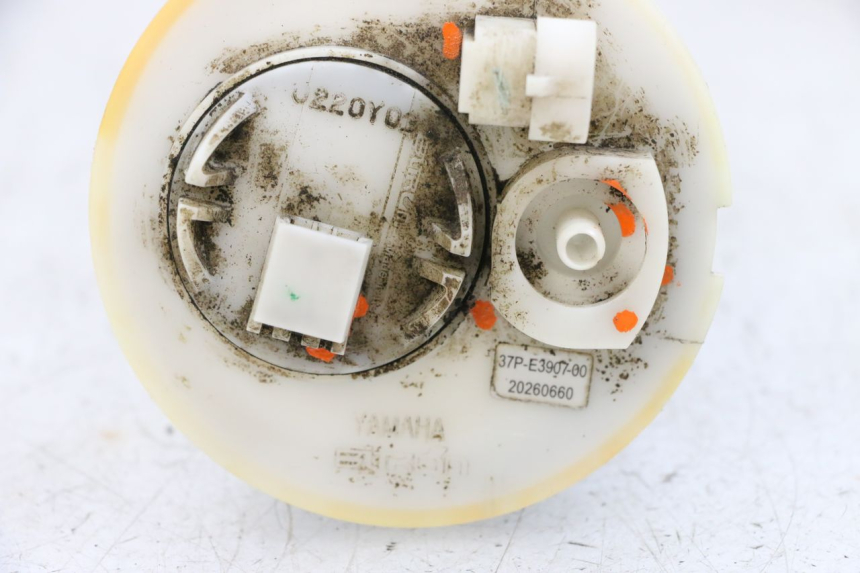 photo de POMPA CARBURANTE YAMAHA X-MAX XMAX 125 (2010 - 2013) - Altra vista dell'articolo