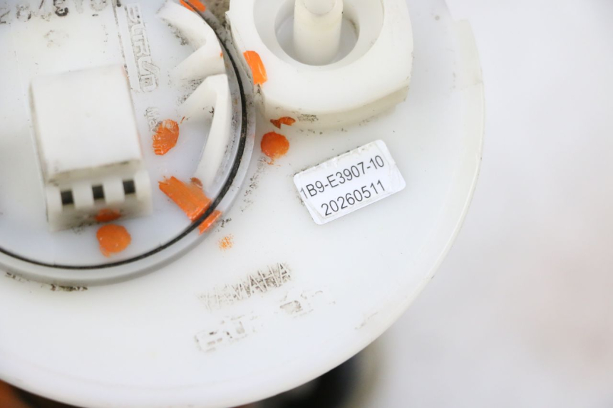 photo de POMPA DEL CARBURANTE YAMAHA XMAX X-MAX 125 (2006 - 2009) - Marcature e riferimenti originali