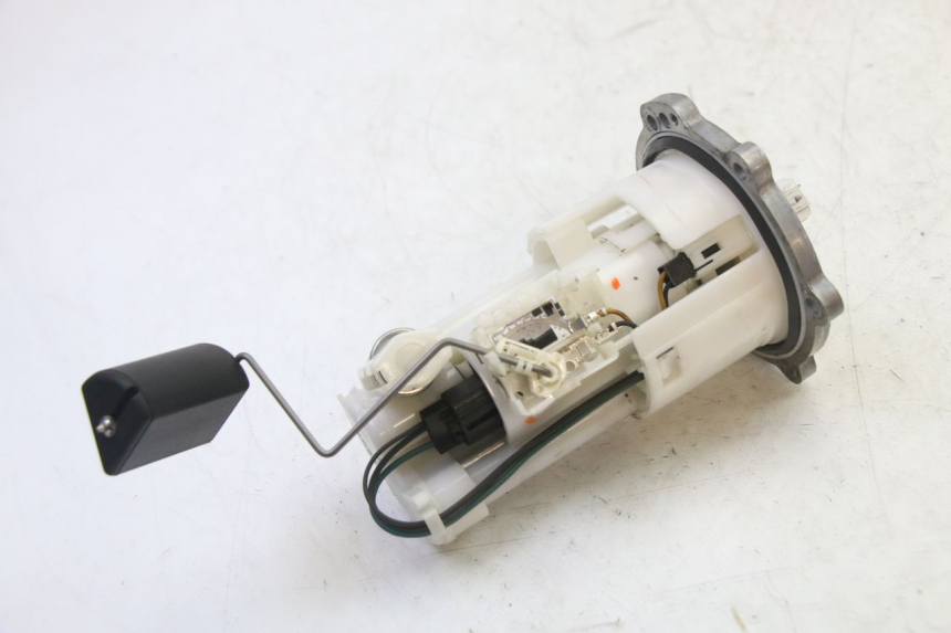 photo de POMPA CARBURANTE YAMAHA XJ6 ABS 600 (2008 - 2016)