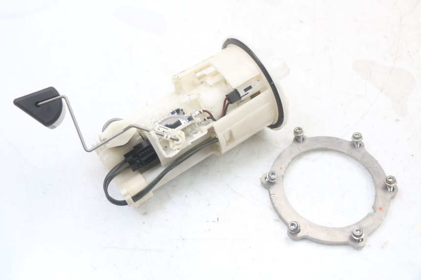 photo de POMPA DEL CARBURANTE YAMAHA FJR ABS 1300 (2006 - 2012)