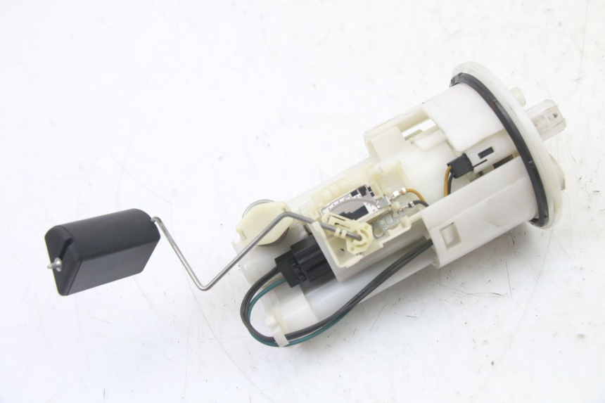 photo de POMPA CARBURANTE YAMAHA XJ6 ABS 600 (2008 - 2016)