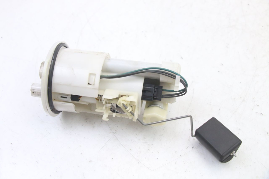 photo de POMPA CARBURANTE YAMAHA XJ6 ABS 600 (2008 - 2016)