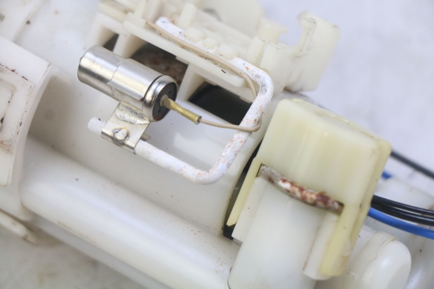 photo de POMPA DEL CARBURANTE YAMAHA YZF R1 1000 (2007 - 2008)