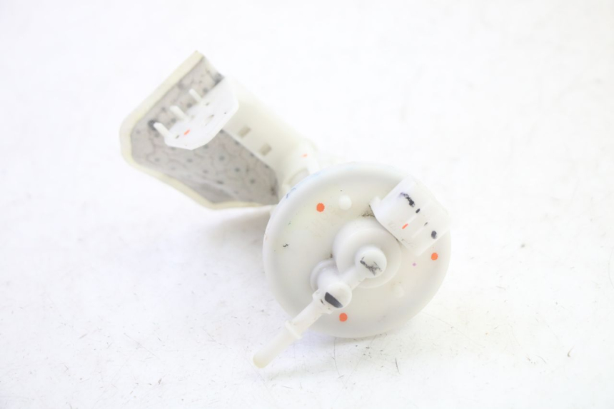 photo de POMPA CARBURANTE PIAGGIO ZIP 4T 50 (2018 - 2020) - Primo piano tecnico