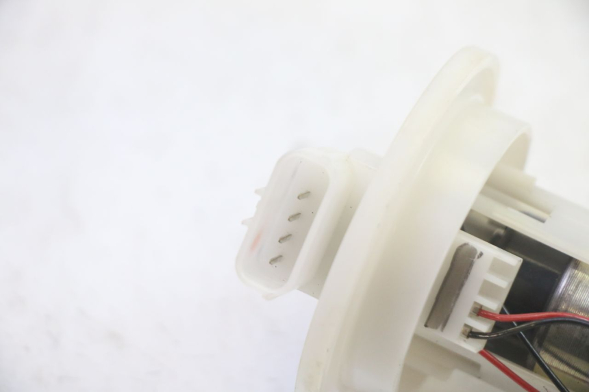 photo de POMPA CARBURANTE PIAGGIO ZIP 4T 50 (2018 - 2020) - Altra angolazione