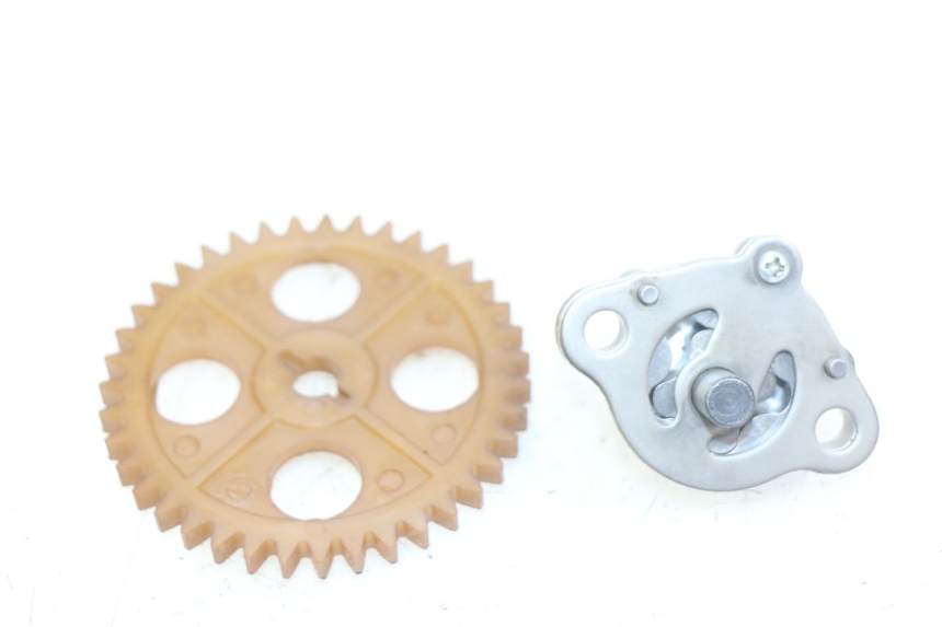 photo de POMPA OLIO PEUGEOT CITYSTAR AIR 125 (2014 - 2017)