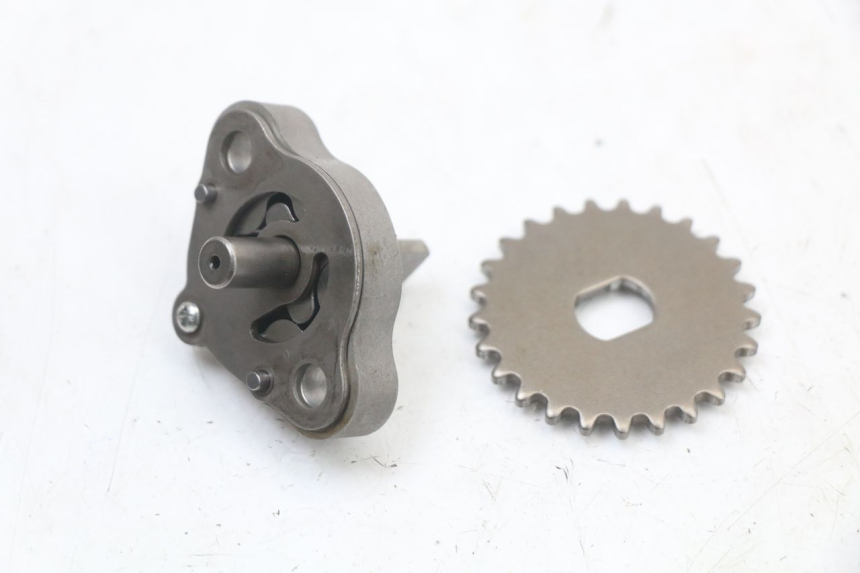 photo de POMPA OLIO PEUGEOT BELVILLE 125 (2017 - 2021)