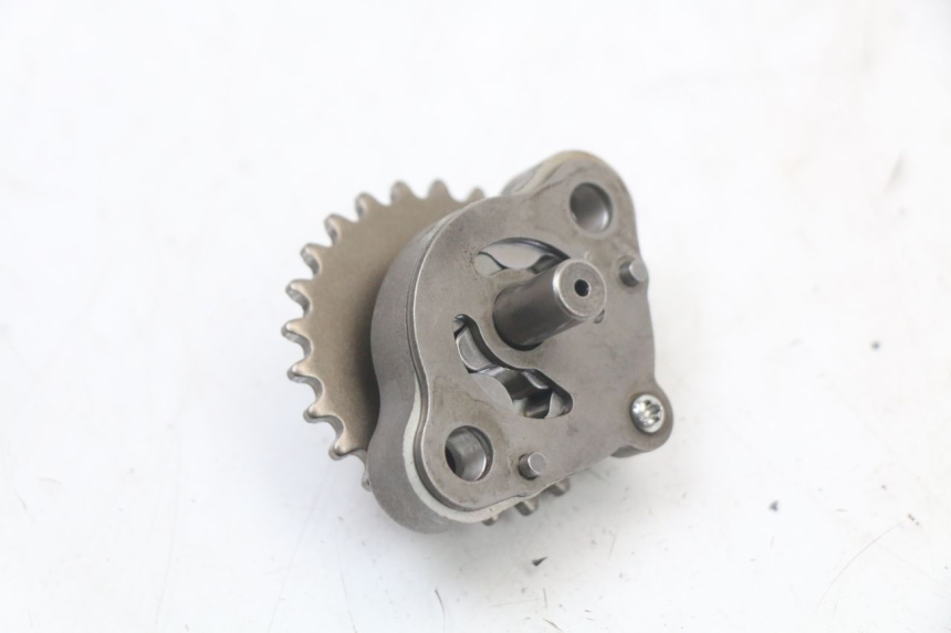 photo de POMPA OLIO PEUGEOT BELVILLE 125 (2017 - 2021)