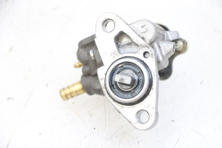 photo de POMPA OLIO YAMAHA TZR 50 (2008 - 2016) - Altra angolazione