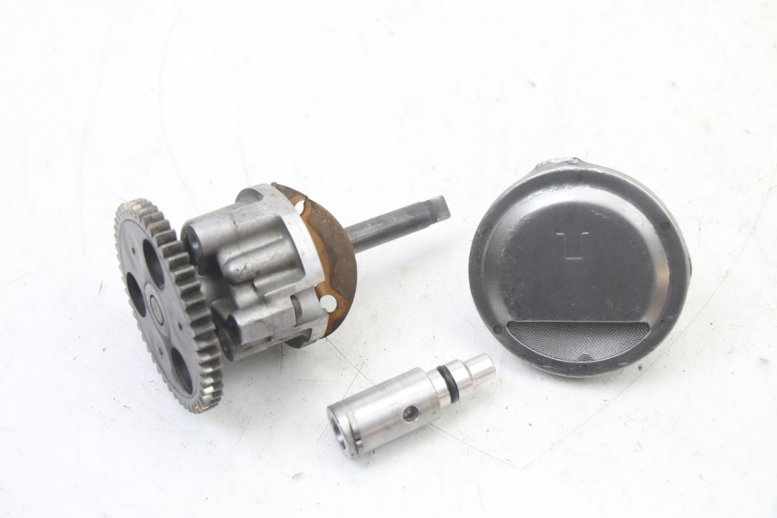 photo de POMPA OLIO YAMAHA FZS FAZER 600 (2001 - 2003)