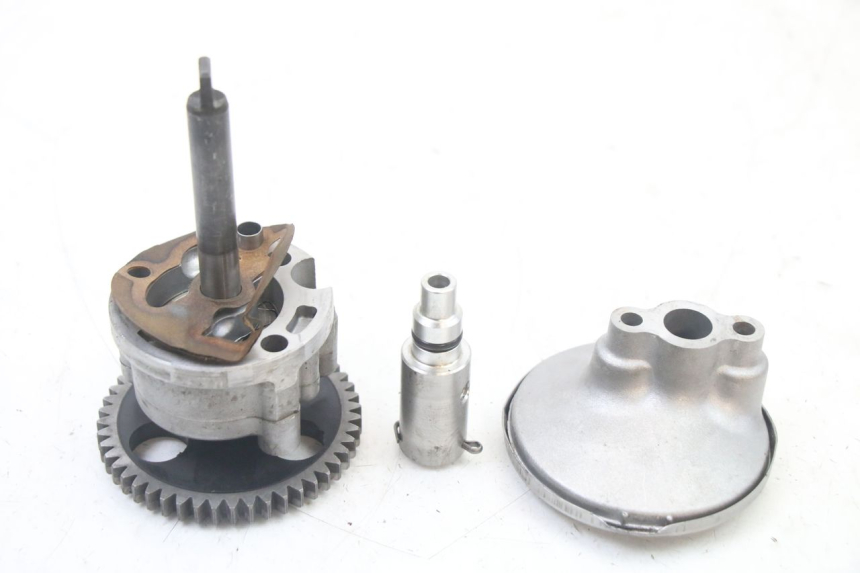 photo de POMPA OLIO YAMAHA FZS FAZER 600 (2001 - 2003)