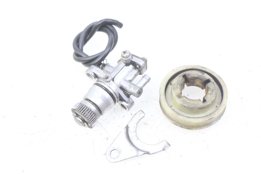 photo de POMPA OLIO YAMAHA SLIDER NAKED 50 (2004 - 2018)