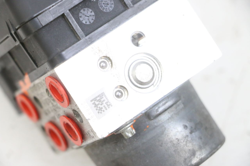 photo de POMPA ABS SUZUKI BURGMAN 650 (2013 - 2020)