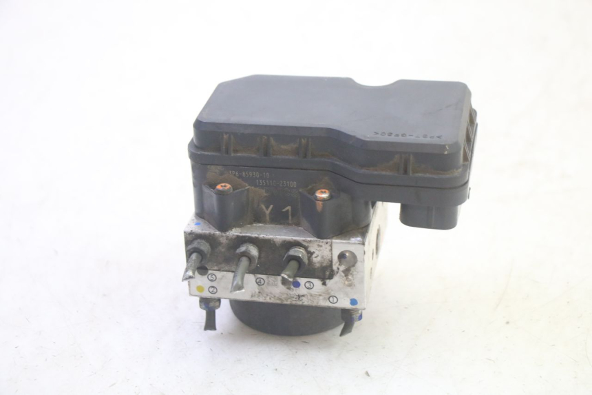 photo de POMPA ABS YAMAHA FJR ABS 1300 (2006 - 2012) - Dettagli dei punti di fissaggio