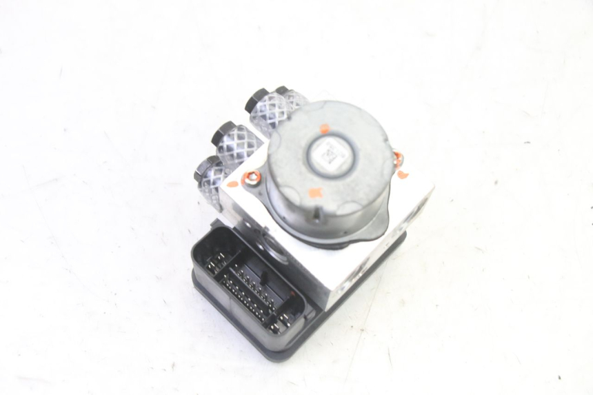 photo de POMPA ABS BMW G310 R 310 (2016 - 2020)
