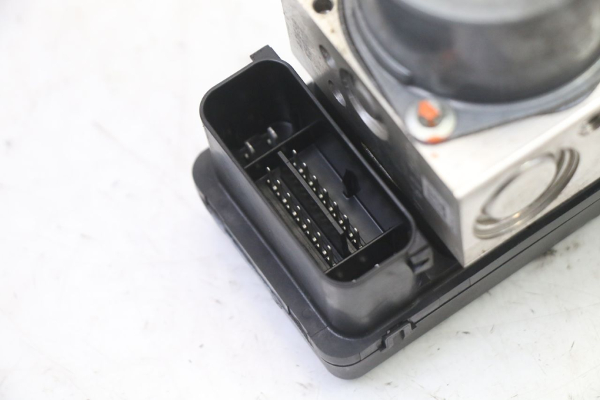 photo de POMPA ABS SUZUKI GSR 750 (2011 - 2017)
