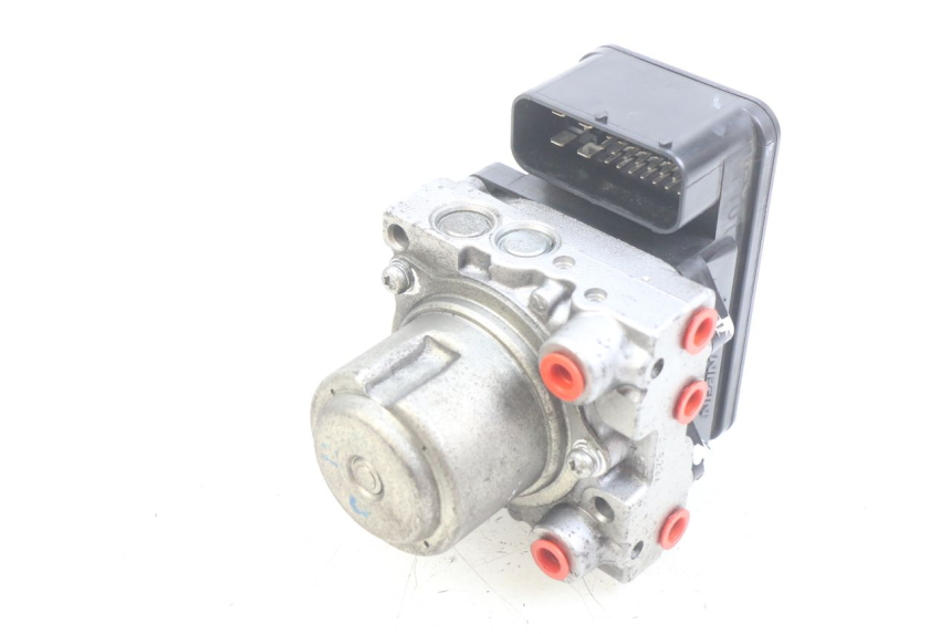 photo de POMPA ABS HONDA FJS SILVERWING SILVER WING 400 (2009 - 2016)