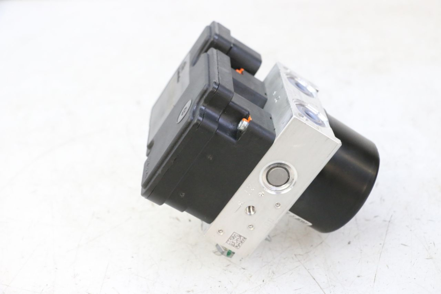 photo de POMPA ABS PIAGGIO MP3 HPE 310 (2024 - 2025)