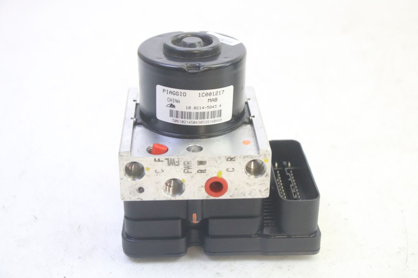 photo de POMPA ABS PIAGGIO MP3 HPE 350 (2018 - 2020) - Vista principale