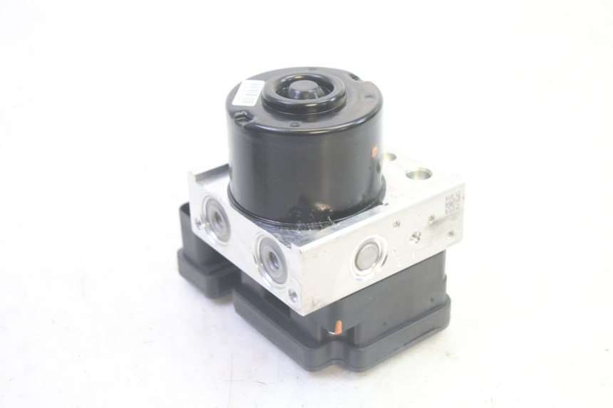 photo de POMPA ABS PIAGGIO MP3 500 (2016 - 2018) - Vista d'insieme del prodotto