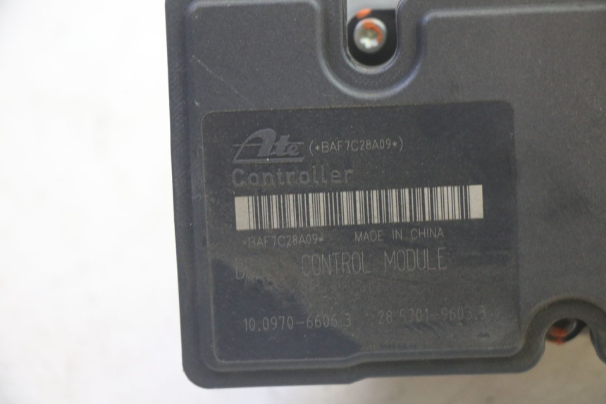 photo de POMPA ABS PIAGGIO MP3 500 (2016 - 2018) - Ricambio usato controllato