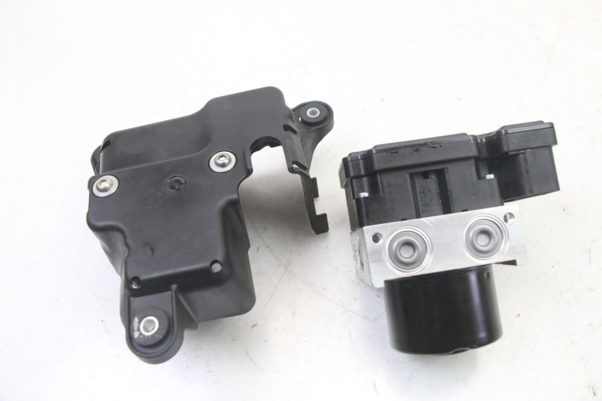 photo de POMPA ABS PIAGGIO MP3 500 (2014 - 2016)