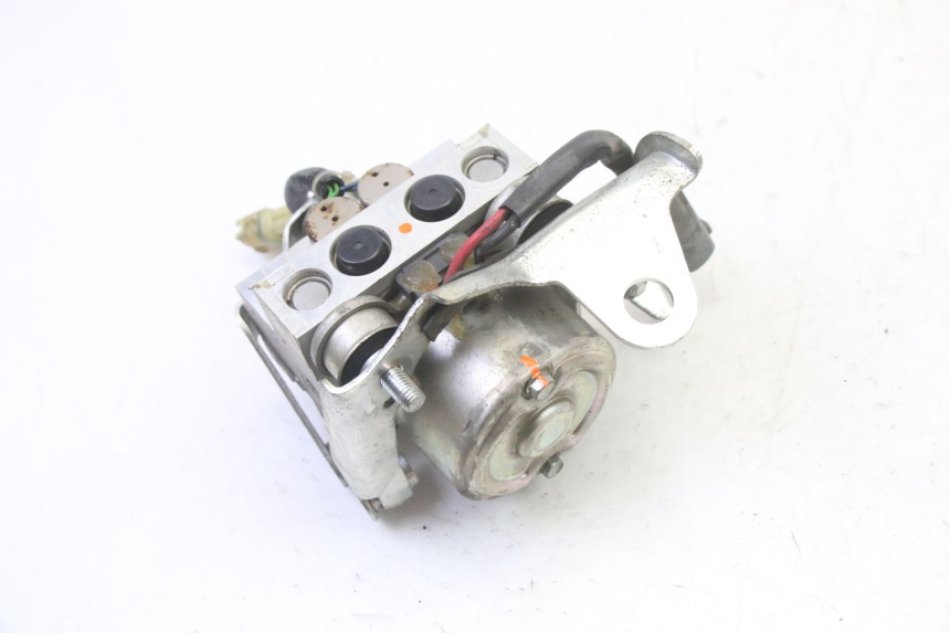 photo de POMPA ABS YAMAHA TDM ABS 900 (2002 - 2014)