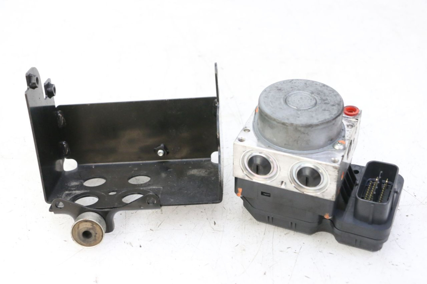 photo de POMPA ABS YAMAHA XJ6 ABS 600 (2008 - 2016)