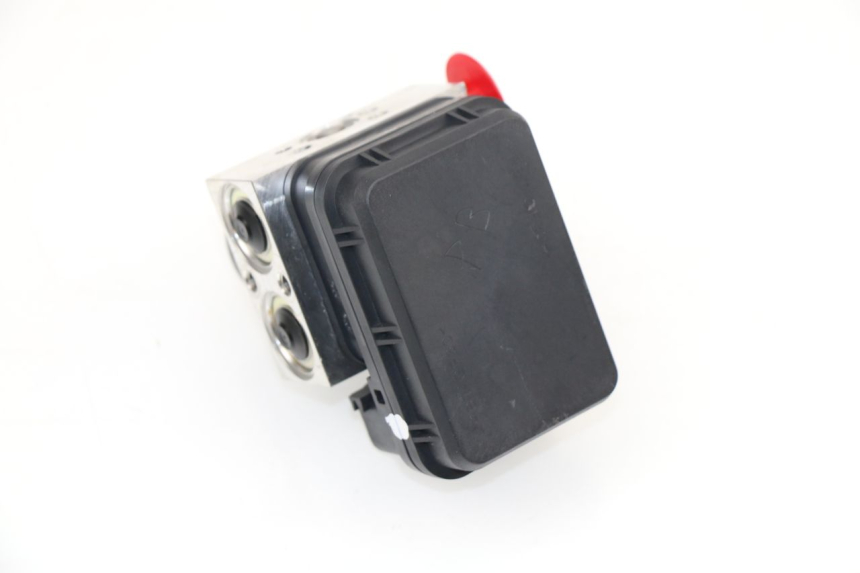 photo de POMPA ABS YAMAHA MT-07 MT07 700 (2018 - 2020)