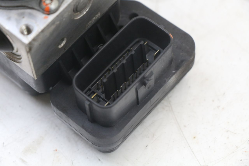 photo de POMPA ABS YAMAHA XJ6 ABS 600 (2008 - 2016)