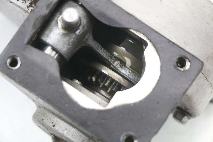 photo de ASSALE ANTERIORE HYTRACK HY S 4X4 410 (2013 - 2016) - Dettagli dei punti di fissaggio