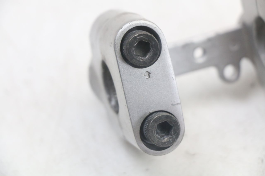 photo de PONTE MANUBRIO YAMAHA BW'S BWS 125 (2010 - 2013)