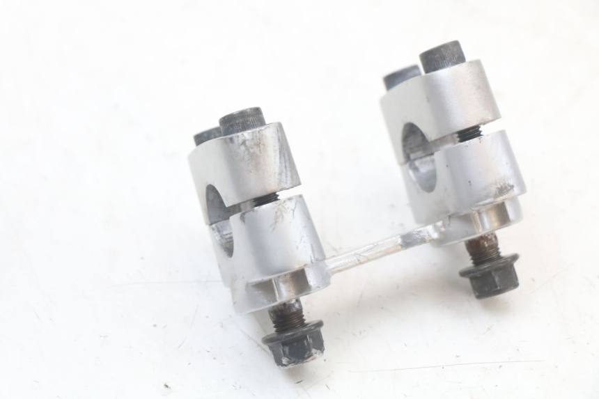 photo de PONTE MANUBRIO YAMAHA BW'S BWS 125 (2010 - 2013)