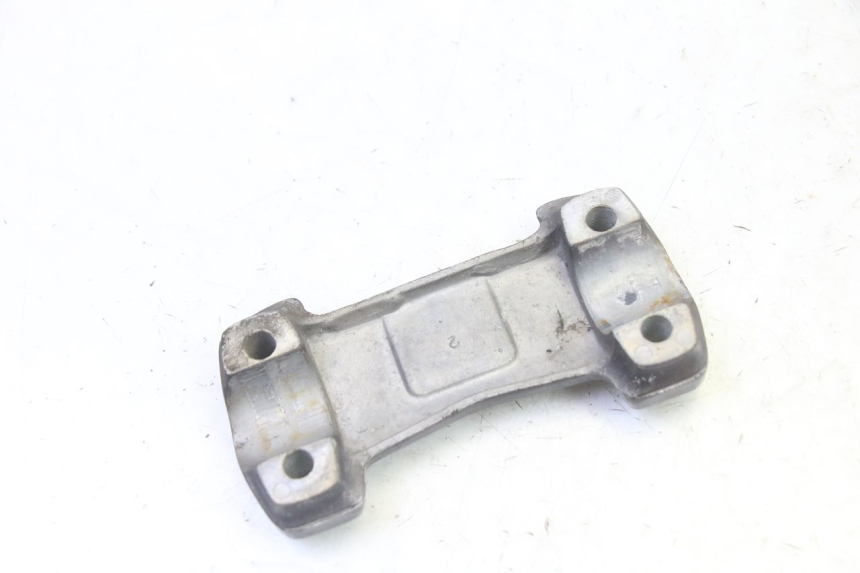 photo de ponte manubrio HONDA CBF 125 (2009 - 2015)