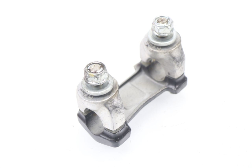 photo de ponte manubrio HONDA CBF 125 (2009 - 2015)