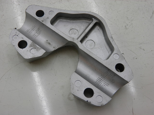 photo de ponte manubrio KYMCO QUANNON NAKED 125 (2010)