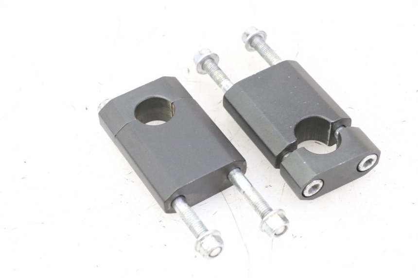 photo de PONTE MANUBRIO APOLLO RFZ 125