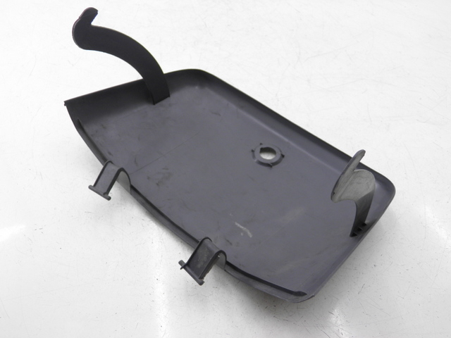 photo de Porta guanti box HONDA NH VISION 50 (1985 - 1994) - Zoom sullo stato d'uso