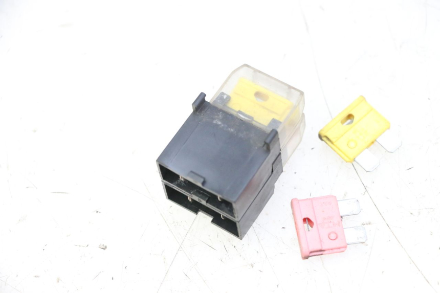 photo de PORTA FUSIBILI YAMAHA YP MAJESTY 125 (2007 - 2010)