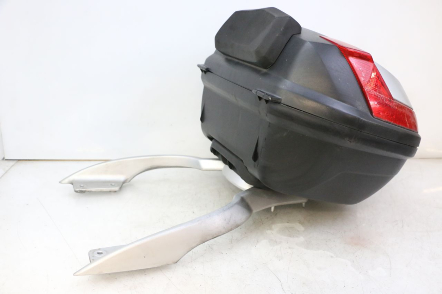 photo de PORTAPACCHI PEUGEOT CITYSTAR 50 (2013 - 2017)