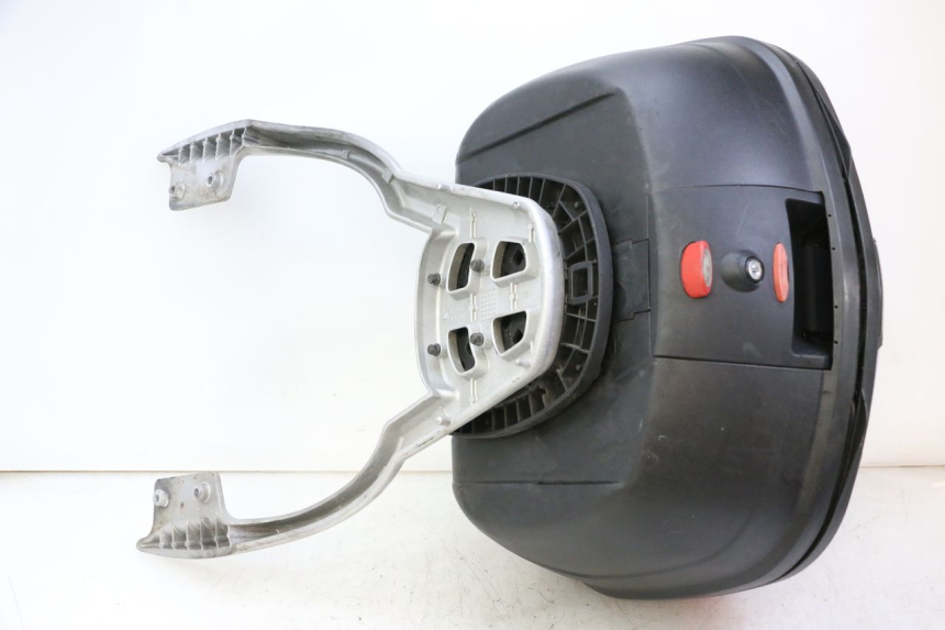 photo de PORTAPACCHI PEUGEOT CITYSTAR 50 (2013 - 2017)