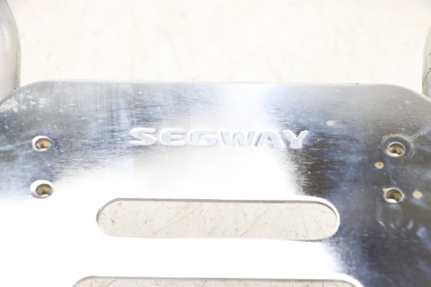 photo de PORTAPACCHI SEGWAY NINEBOT E125S 1 (2022 - 2026) - Altra vista dell'articolo