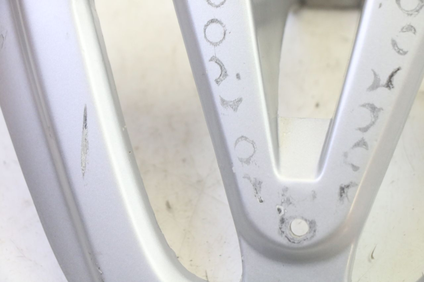 photo de PORTE PACCHETTO SYM FIDDLE 3 III 125 (2014 - 2020) - Primo piano tecnico