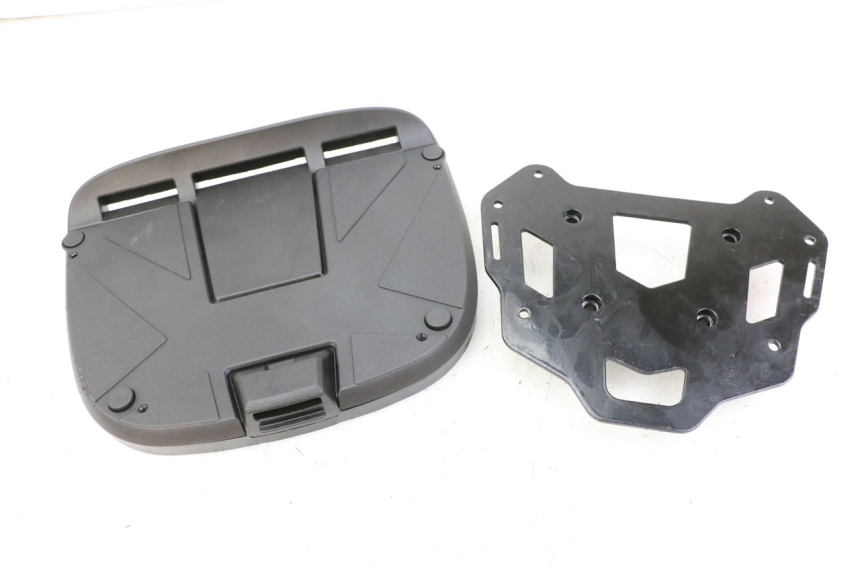 photo de PORTAPACCHI PIAGGIO MP3 500 (2014 - 2016)