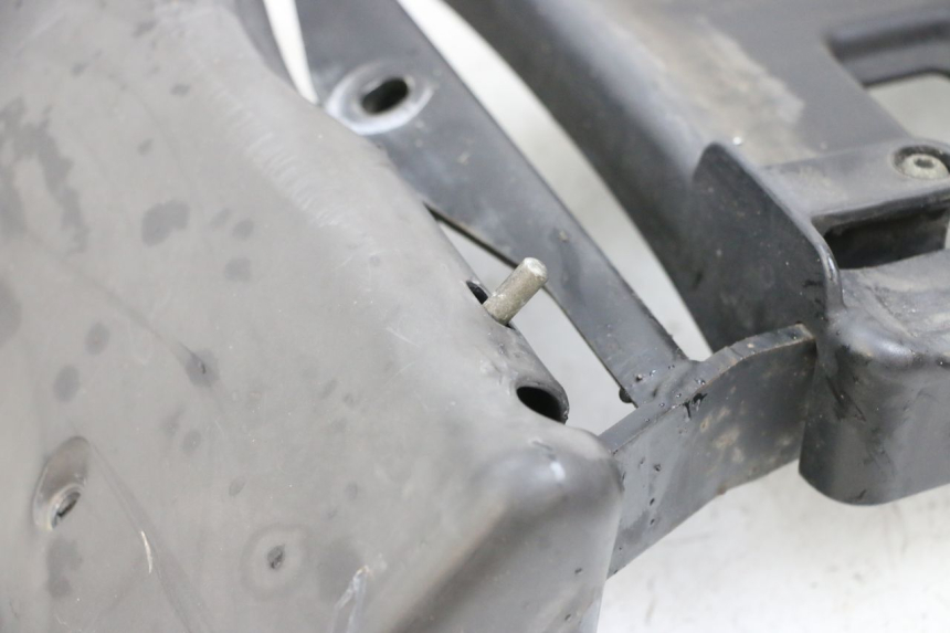 photo de PORTAPACCHI PIAGGIO MP3 RL 250 (2006 - 2010) - Zoom sullo stato d'uso